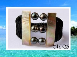 Bracelet Océane / 2 Rangs / 8 Perles de Tahiti C+/C/D (8mm/8.90mm) / Taille Extensible 18cm / Tressage Nylon Noir (photos contractuelles)