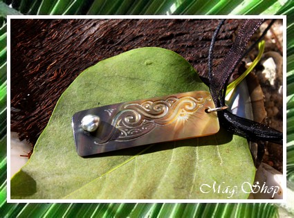 Archipels Collection - Collier Miti Maupiti Nacre H4.5cm & Keishi de Tahiti MAG.SHOP