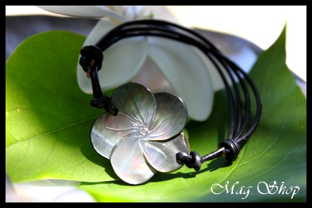 BRACELET MARQUISES FLEUR D`IBISCUS NACRE DE TAHITI REFLETS CLAIRS MAG.SHOP (4)