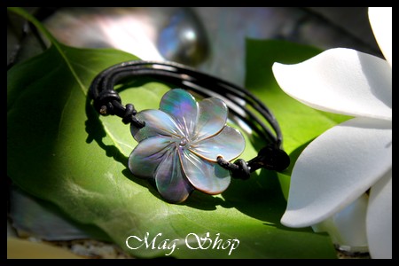 BRACELET MARQUISES FLEUR DE TIARE REFLETS CLAIRS NACRE DE TAHITI MAG.SHOP (3)