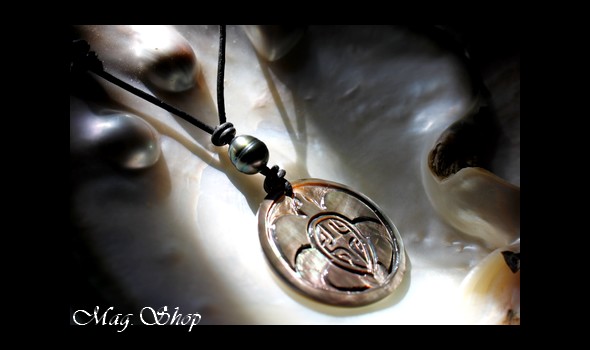 COLLIER MANA TORTUE NACRE ET PERLE CERCLEE DE TAHITI MAG.SHOP (2)