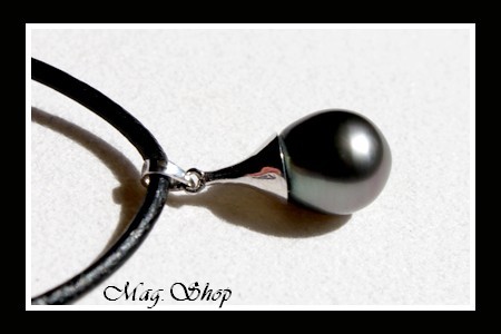 Collier MOERAI  Pendentif Argent Rhodié 925 (0.56g)  Perle Baroque de Tahiti Reflets Gris MAG.SHOP