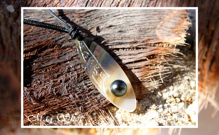 Collier Taravao Planche de Surf  Nacre & Perle de Tahiti MAG.SHOP (2)