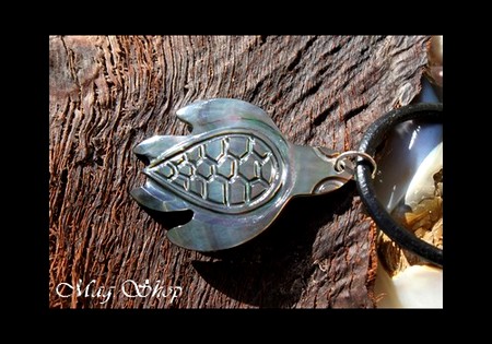 Collier Tortue Nacre de Tahiti MAG.SHOP