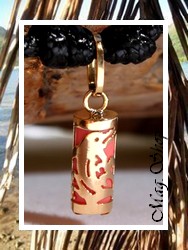 Collier Hakaiki Dauphin / Pendentif OR 750/1000 (0.24g) / Quartz Rose / Coton Noir (Photos Contractuelles)