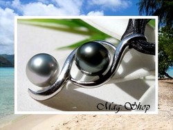 Silver Sea / Collier Enoha Toi & Moi / Pendentif Argent Rhodié 925 (2.68g) / 2 Perles Rondes de Tahiti / Gris/Verts 11.25mm/B+ & Gris/Blancs 10.75mm/C+ / Cordons Noirs (photos non contractuelles)