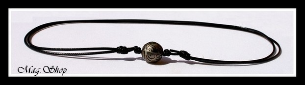 Faanui Collier Surfeur Perle Gravée de Tahiti Modèle 13 MAG.SHOP