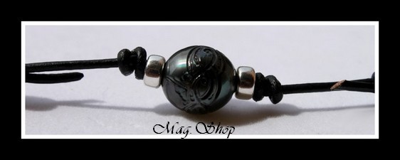 Faanui Collier SurfeurTortue Perle Gravée de Tahiti Modèle 10 MAG.SHOP