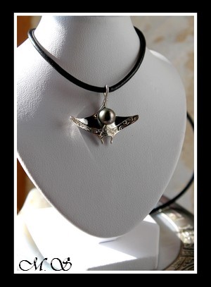 Fenua Collection - Collier Raie H 3CM Perle Baroque de Tahiti MAG.SHOP