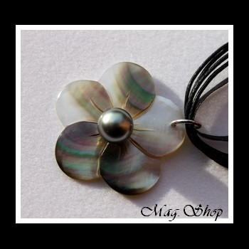 Fleur Hibiscus Collier Miti Nacre de Tahiti 3.5cm Perle de Tahiti MAG.SHOP