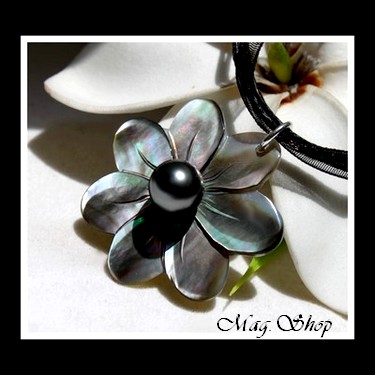 Fleur de Tiaré Collier Miti Nacre 3.5cm & Perle de Tahiti