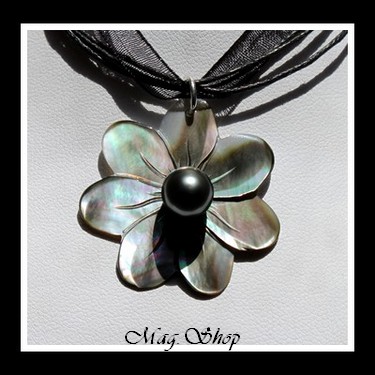 Fleur de Tiaré Collier Miti Nacre 3.5cm & Perle de Tahiti