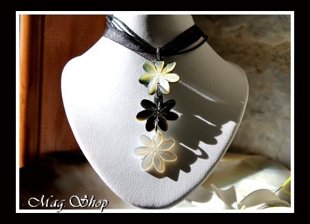 Fleurs Collection  Collier Miti Faa`a Cordons Noirs   3 Fleurs de Tiaré 2cm Nacres de Tahiti MAG.SHOP
