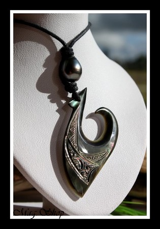 Hameçon Hereata Collier Nacre & Perle de Tahiti Modèle 3 MAG.SHOP