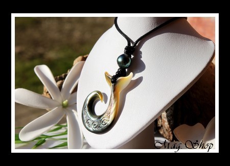Hameçon Queue de Baleine Collier Nacre & Perle de Tahiti Modèle 1 MAG.SHOP