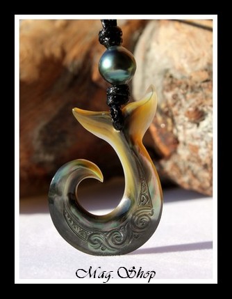 Hameçon Queue de Baleine Collier Nacre & Perle de Tahiti Modèle 1 MAG.SHOP