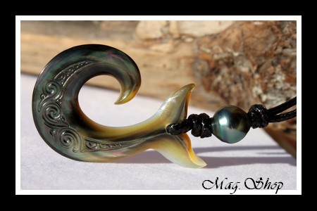 Hameçon Queue de Baleine Collier Nacre & Perle de Tahiti Modèle 1 MAG.SHOP