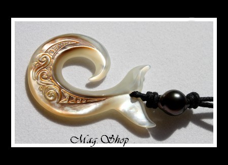 Hameçon Queue de Baleine Vagues Collier Nacre & Perle de Tahiti Modèle 2 MAG.SHOP