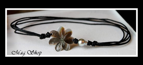 Hatuona Fleur de Tiaré Collier Nacre Reflets Marrons & Perle de Tahiti Reflets Clairs MAG.SHOP TAHITI