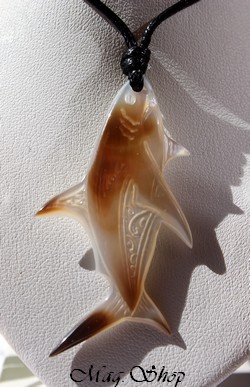 Haupea Collier Requin Nacre de Tahiti Modèle 5 MAG.SHOP