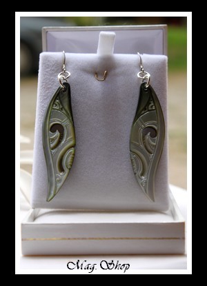 Hihiuras Boucles D`Oreilles Nacres de Tahiti Modèle 2 MAG.SHOP