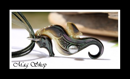Hippocampe Collier Nacre & Perle Keishi de Tahiti Modèle 14 MAG.SHOP