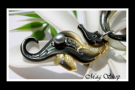 Hippocampe Collier Nacre & Perle Keishi de Tahiti Modèle 14 MAG.SHOP