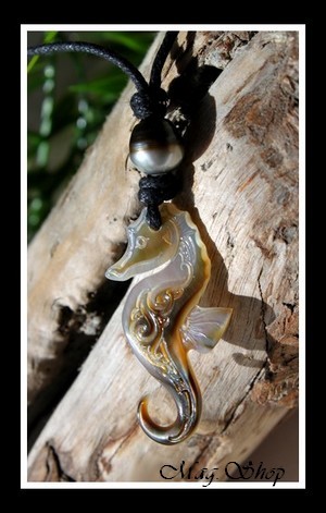 Hippocampe Vagues Collier Lagon Nacre & Perle de Tahiti Modèle 1 MAG.SHOP