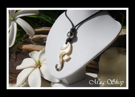 Hippocampe Vagues Collier Nacre & Perle de Tahiti MAG.SHOP