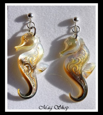Hippocampes Vagues Boucles D`Oreilles Argent 925 Nacres de Tahiti Reflets Ocres MAG.SHOP TAHITI