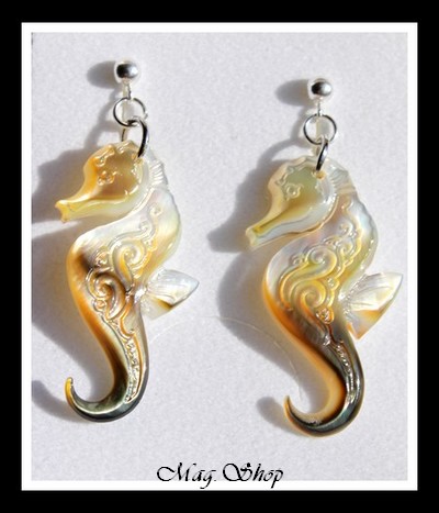 Hippocampes Vagues Boucles D`Oreilles Argent 925 Nacres de Tahiti Reflets Ocres MAG.SHOP TAHITI