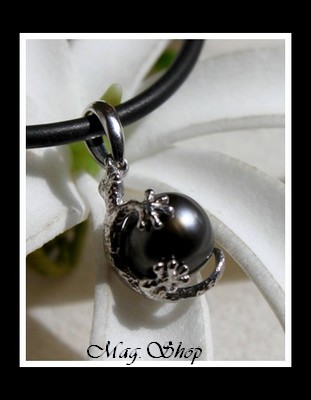 Hitia`a Margouillat Argent Rhodié 925 Collier Perle Cerclée de Tahiti Gris Foncés MAG.SHOP