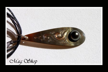 Iles Collection Collier Tahaa` Vagues Nacre H4.5cm & Demie-Perle de Tahiti MAG.SHOP