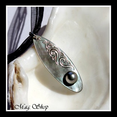 Iles Collection Collier Taravao Vagues H4.5cm & Demie-Perle de Tahiti MAG.SHOP