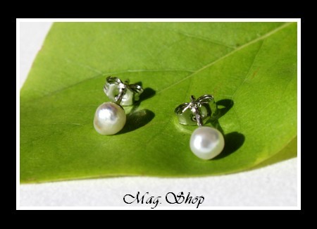 KEISHIS Collection  Boucles D`Oreilles Kamaka Perles Keishis de Tahiti Baroques Arrondis  Reflets Blancs MAG.SHOP