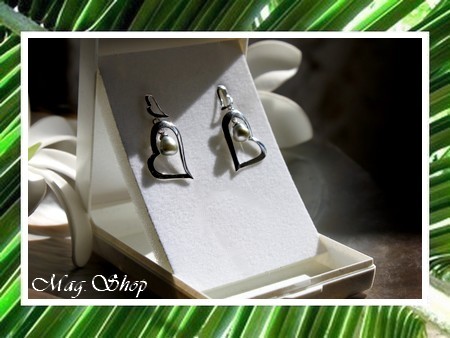 Keishis Collection  Boucles D`Oreilles Coeurs Tiffany H 3cm Argent Rhodié 925 (2.40g) 2 Perles Keishis de Tahiti MAG.SHOP