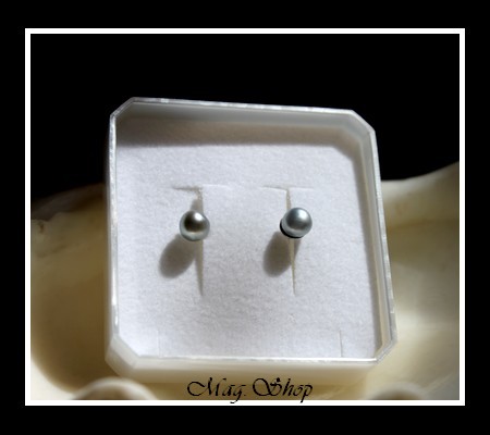 Keishis Collection  Boucles D`Oreilles Kamaka Argent Rhodié 925  Perles Keishis Assorties de Tahiti Formes Arrondies Reflets Gris Clairs MAG.SHOP