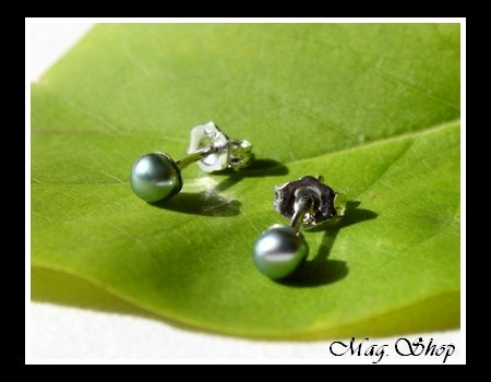 Keishis Collection  Boucles D`Oreilles Kamaka Argent Rhodié 925 Perles Keishis Assorties de Tahiti Formes Arrondies Reflets GrisVerts Clairs MAG.SHOP