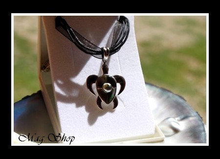 Keishis Collection  Collier Miti Tortue Océan Argent Rhodié 925  4 Nacres de Tahiti  Perle Keishi Baroque de Tahiti  MAG.SHOP
