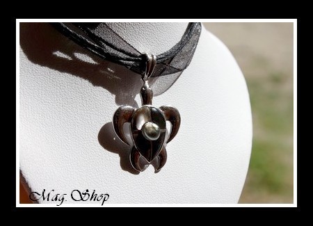 Keishis Collection  Collier Miti Tortue Océan Argent Rhodié 925  4 Nacres de Tahiti  Perle Keishi Baroque de Tahiti  MAG.SHOP