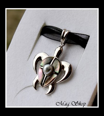 Keishis Collection  Collier Tortue 4 Nacres Argent Rhodié 925  & Perle Keishi de Tahiti MAG.SHOP