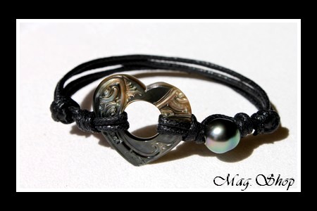 Lagon Collection  Bracelet Coeur Marquisien Nacre de Tahiti 2.5cm & Perle Baroque de Tahiti MAG.SHOP