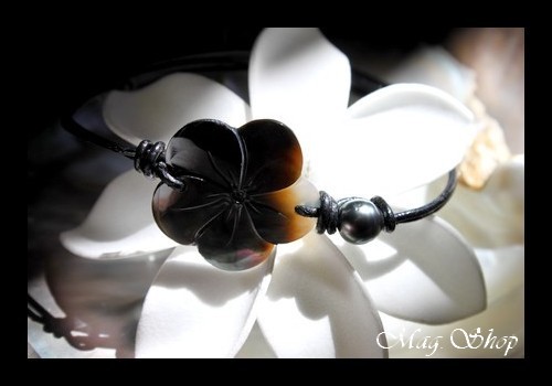 Lagon Collection - Bracelet Hibiscus Nacre 3cm & Perle de Tahiti MAG.SHOP