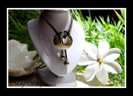 Lagon Collection Collier Tuamotu Vagues Nacre 3cm & 2 Perles de Tahiti MAG.SHOP