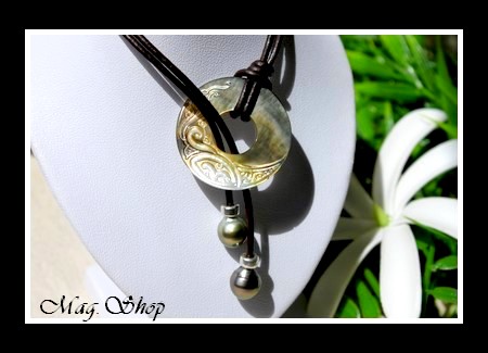 Lagon Collection Collier Tuamotu Vagues Nacre 3cm & 2 Perles de Tahiti MAG.SHOP
