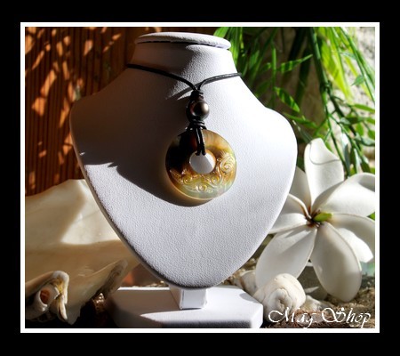 Lagon Collection - Collier Tuamotu Vagues Nacre 3cm & Perle Cerclée de Tahiti MAG.SHOP (2)