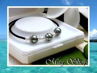 TAHITI Collection / Bracelet Manava Strass Argent 925 (0.60g) - 3 Perles Baroques/Cerclées - 8.50mm-9mm/C / Diamètre 5.5cm - Taille Poignet 18cm (photos non contractuelles)