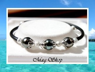 Tahiti Collection / Bracelet Mahiti 3 Perles Semi-Baroques/Cerclées de Tahiti 8.90mm/BC - Intercalaires Strass Argent 925 / Taille Poignet 18cm / photos non contractuelles