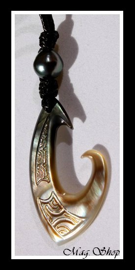 Manui Collier Hameçon Nacre & Perle de Tahiti Modèle 3 MAG.SHOP