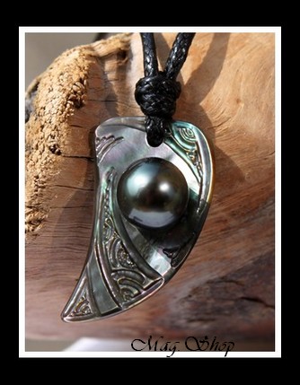 Maohi Marquisien Collier  Nacre & Demie-Perle de Tahiti Modèle 5 MAG.SHOP